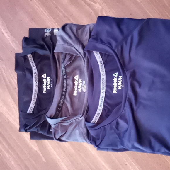 🧨3 💯%NWOT Reebok Dri-Fit Tees🧨 - Picture 1 of 4
